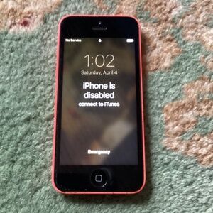 Locked apple iPhone 5